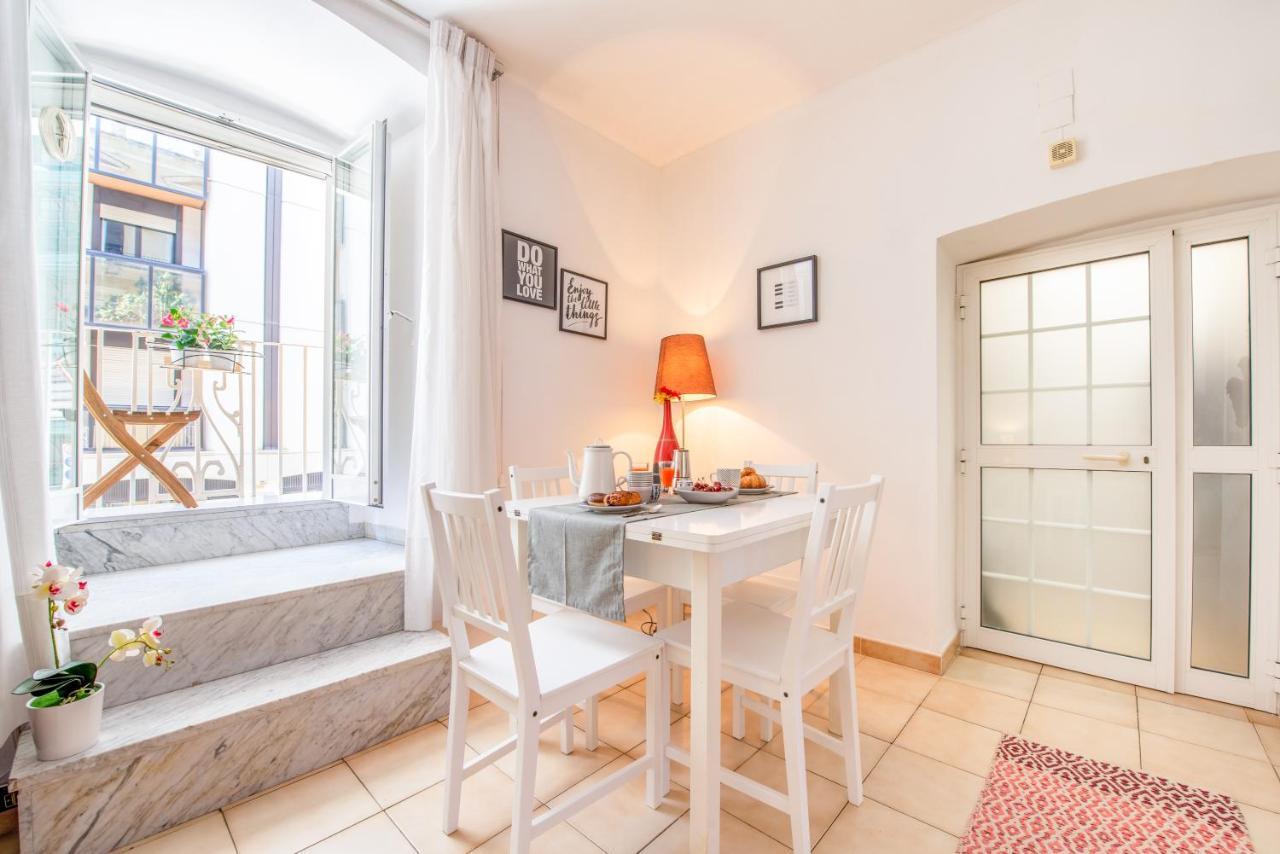 Stazione Centrale & Universita Lovely Apartment Bari Buitenkant foto