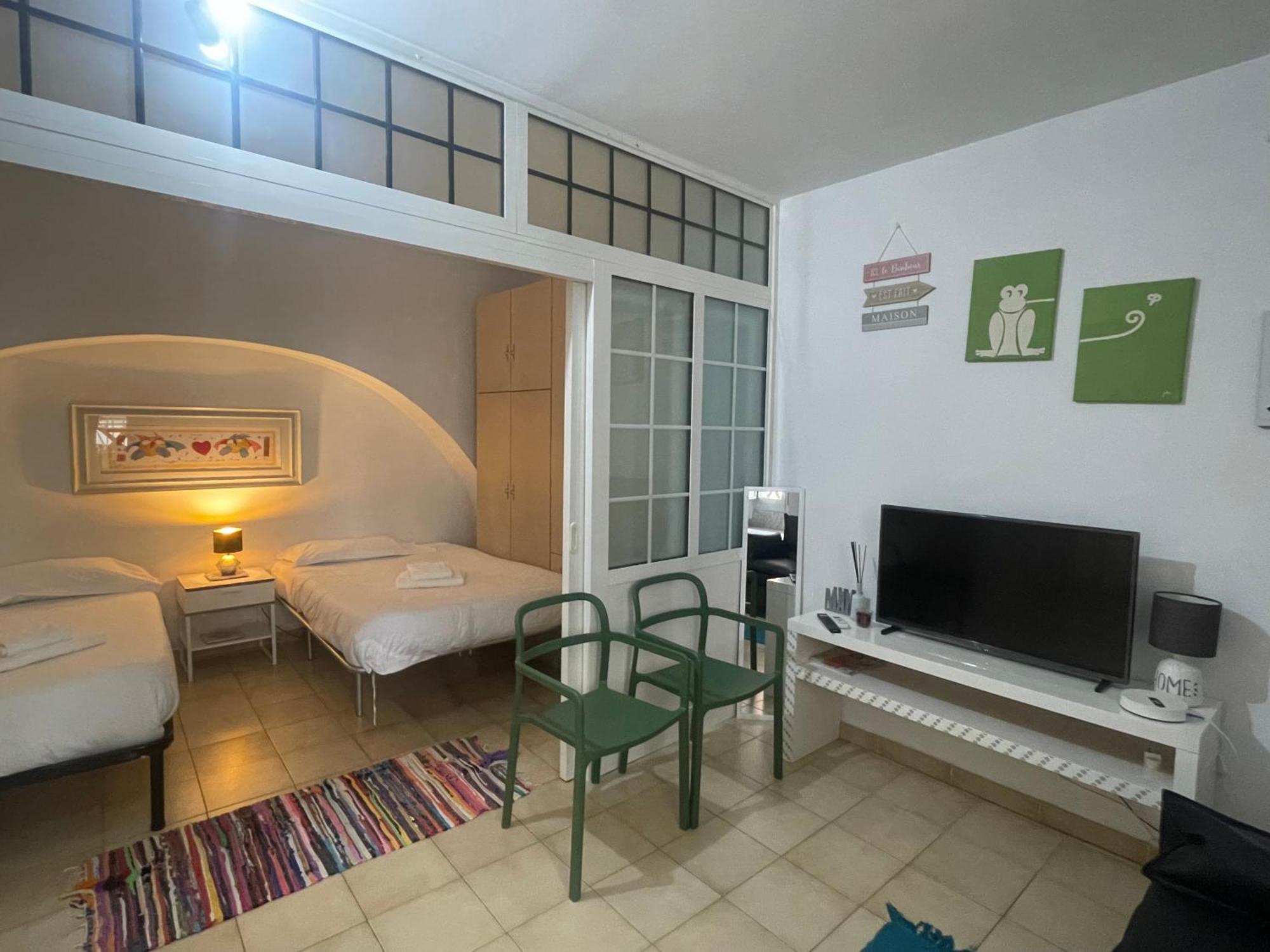 Stazione Centrale & Universita Lovely Apartment Bari Buitenkant foto